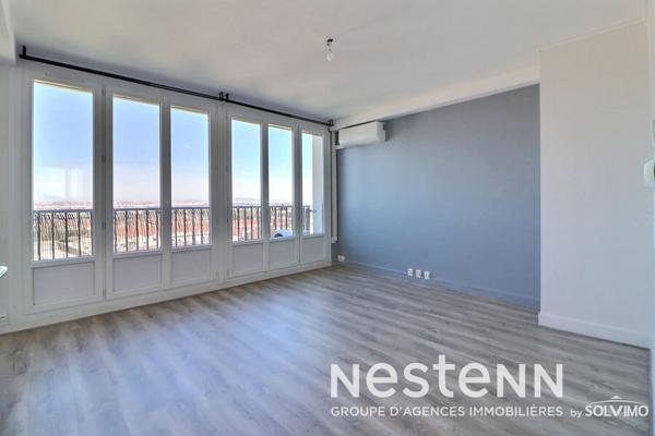 Appartement T3, Saint-Priest Centre Ville, 71m2, dernier étage, balcon et cave, stationnement