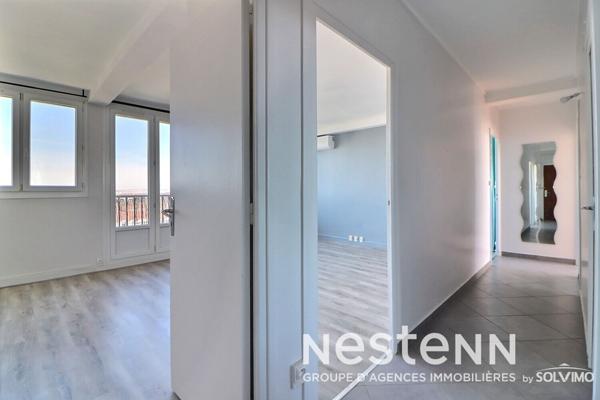 Appartement T3, Saint-Priest Centre Ville, 71m2, dernier étage, balcon et cave, stationnement
