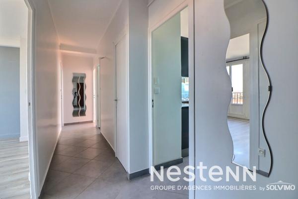 Appartement T3, Saint-Priest Centre Ville, 71m2, dernier étage, balcon et cave, stationnement