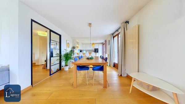 Maison T6 204m² Rénovation récente Parcelle 1 697m² Sous sol Chênex 74520