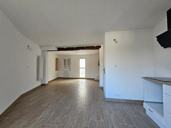 Maison à vendre Roullet Saint Estephe 3 pièce(s) 69