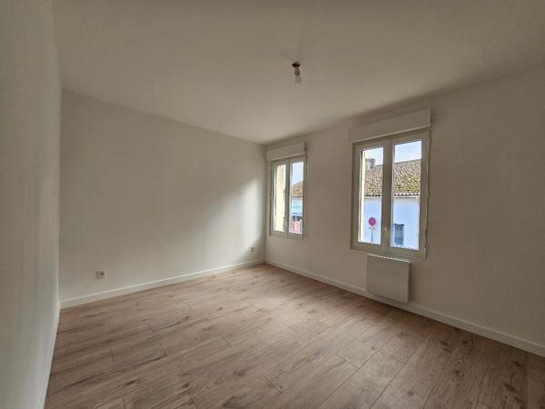 Maison à vendre Roullet Saint Estephe 3 pièce(s) 69