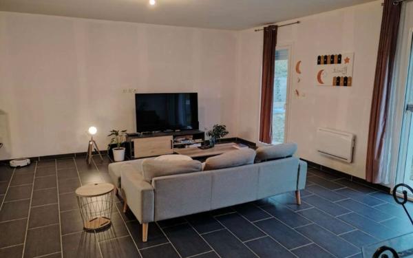 Maison à vendre    4 pièces •  Saint-Barthélemy-de-Vals