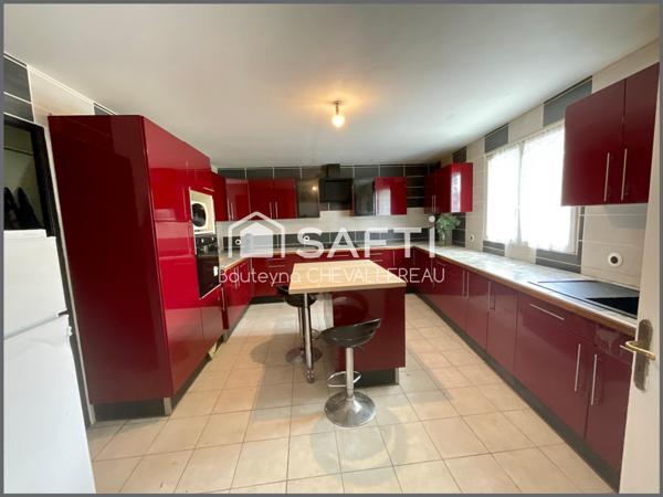 Maison 140m2 environ avec garage et jardin