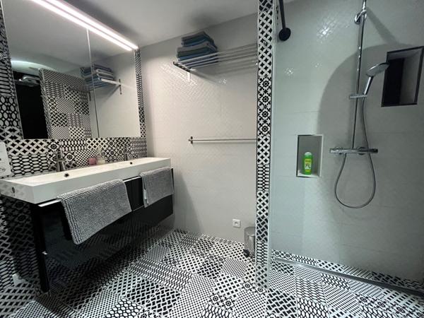 Maison atypique proche centre ville à vendre à Amboise