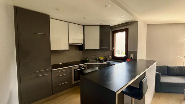 Appartement Meublé 2 pièce(s) 46.18 m2