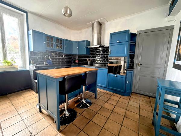Maison familiale avec jardin