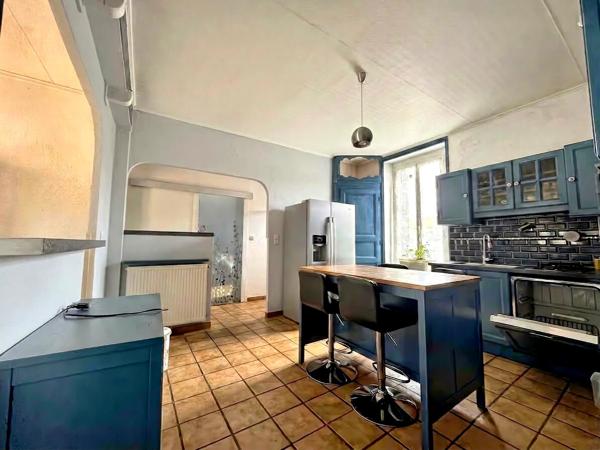 Maison familiale avec jardin