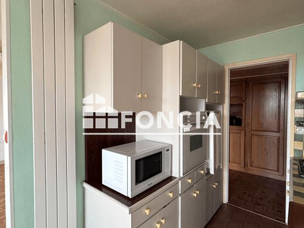 Location Appartement 4 pièces 83.51 m² - 70 BOULEVARD D'ITALIE La Roche Sur Yon 85000