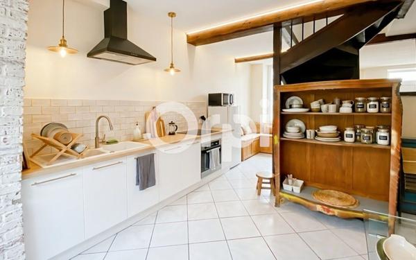 Maison à vendre    3 pièces • 82 m2 Mantes-la-Jolie