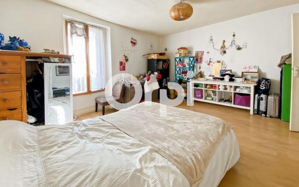 Maison à vendre    3 pièces • 82 m2 Mantes-la-Jolie