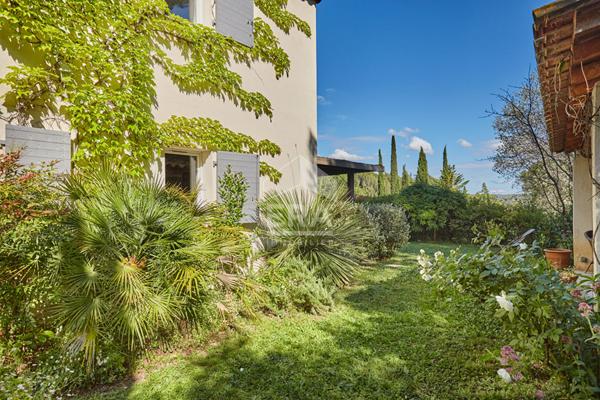 Aix En Provence - maison T4 avec jardin et 2 parkings proche du centre ville