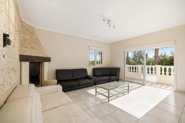 VENTE : VILLA  8 P (224 m²) à GOLFE JUAN
