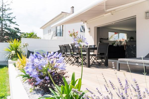 Vaux sur Mer, Style et confort pour cette maison contemporaine a 1 kilomètre de Pontaillac