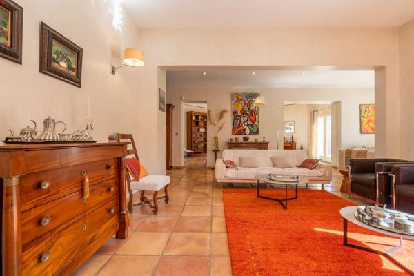 Vente Maison de luxe Narbonne 10 Pièces 258 m²