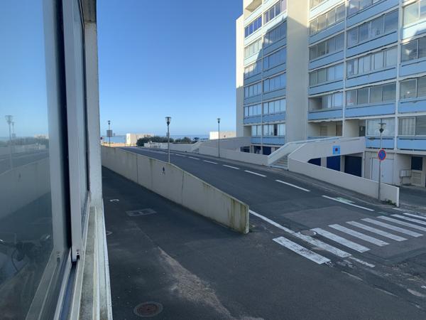 Studio 24,50m2 plus loggia à 150m de la mer