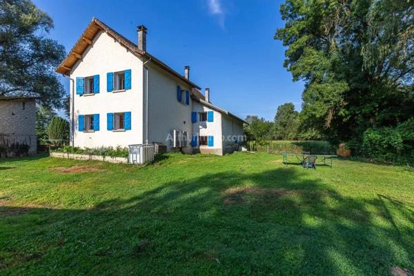 Vente Maison 10 pièces 214 m2 à Les Avenières