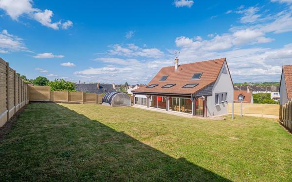 Maison à LE MANS, 72000 - 6 pièces 150m²