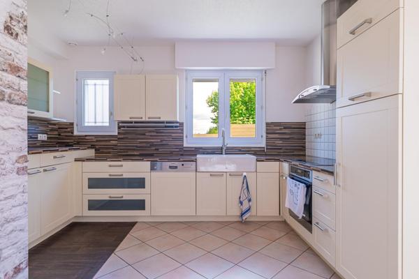 Maison à LE MANS, 72000 - 6 pièces 150m²