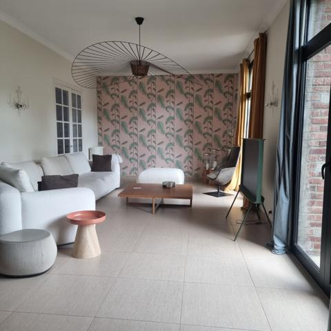 Maison 8 pièces 326.38 m2