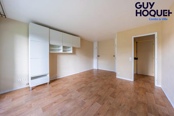 À louer : Appartement 1 pièce à Combs-la-Ville