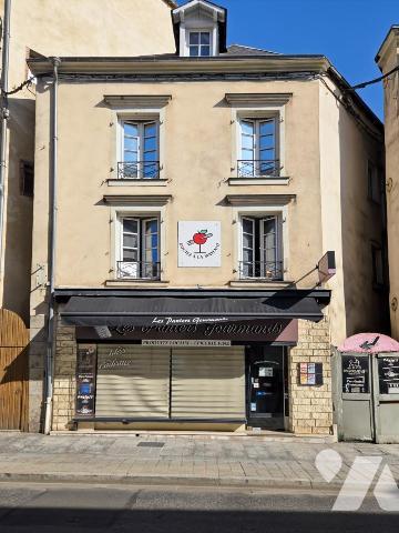 A VENDRE - MURS COMMERCIAUX - LAVAL