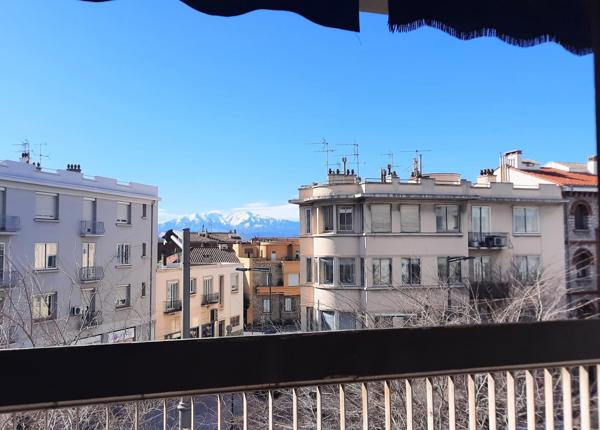 Grand appartement T2 avec vue sur le Canigou