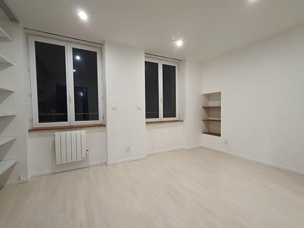 EXCLUSIVITE ! Ensemble immobilier SAINTE SIGOLENE / 3 appartements loués