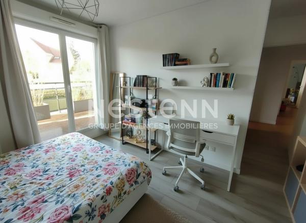 A VENDRE MONTIGNY VILLAGE SUPERBE 5 PIECES 93m² EN ETAGE AVEC DEUX TERRASSES ET ASCENSEUR