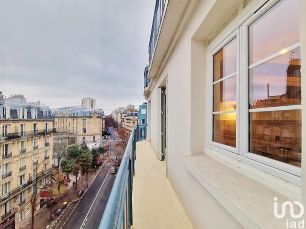 Appartement 3 pièces de 54 m² à Paris (75020)