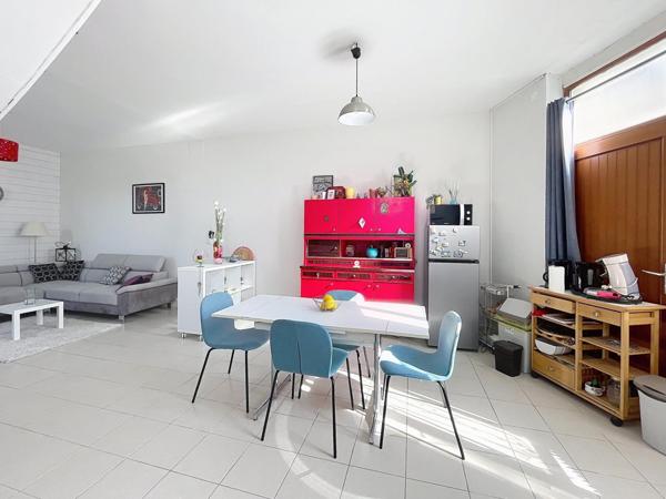 Maison 105 m² – 3 chambres – Pièce de vie 40 m² – Proche Angoulême
