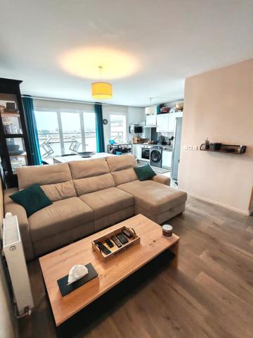 Au dernier étage avec ascenseur, 4 pièces de 73 m² avec terrasse