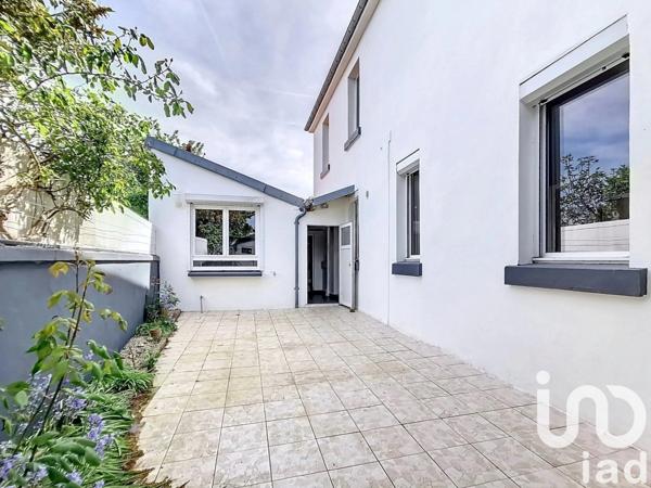 Maison 6 pièces de 160 m² à Créances (50710)