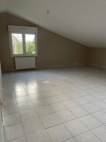 Appartement T2 refait à neuf 61.78m2 au sol 1e étage