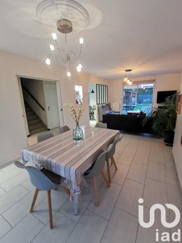 Maison 5 pièces de 122 m² à Béthune (62400)