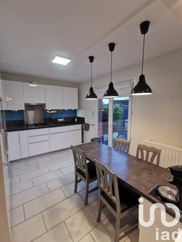 Maison 5 pièces de 122 m² à Béthune (62400)