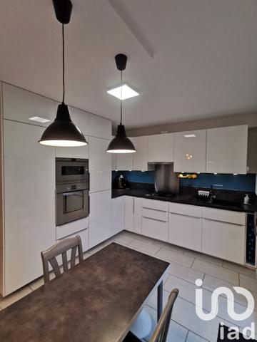 Maison 5 pièces de 122 m² à Béthune (62400)