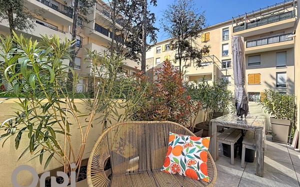 Appartement à vendre    4 pièces • 76 m2 Le Muy