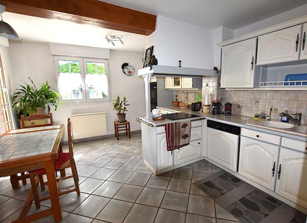 à vendre à Combs-la-Ville Maison 6 pièces - Réf 8977