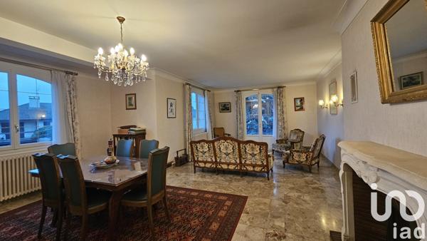 Maison 6 pièces de 181 m² à Aurillac (15000)