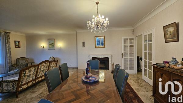 Maison 6 pièces de 181 m² à Aurillac (15000)