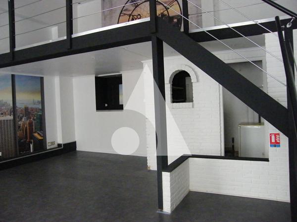 Local commercial 3 pièces 55 m2