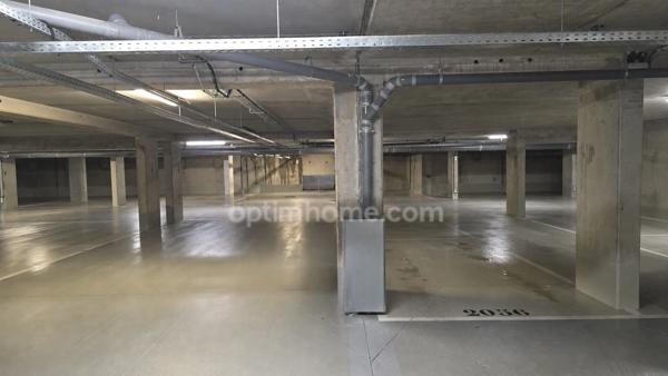 MAISONS ALFORT - Métro "Les Juilliottes" - Parking dans résidence de standing