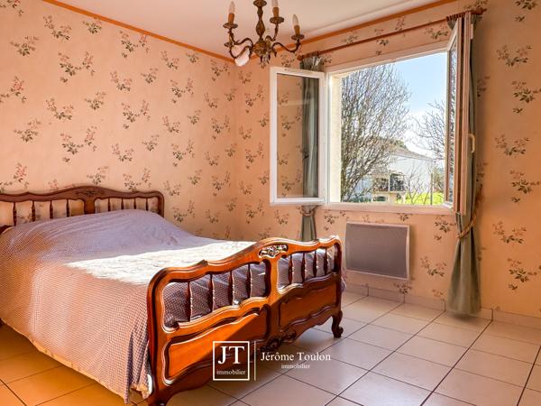 Maison
                                                                                                                                                                                                                                                                                                                        3 pièce(s)                                                                                                                                                                                                          2 chambre(s)                                                                                                                                                                                                          101  m²