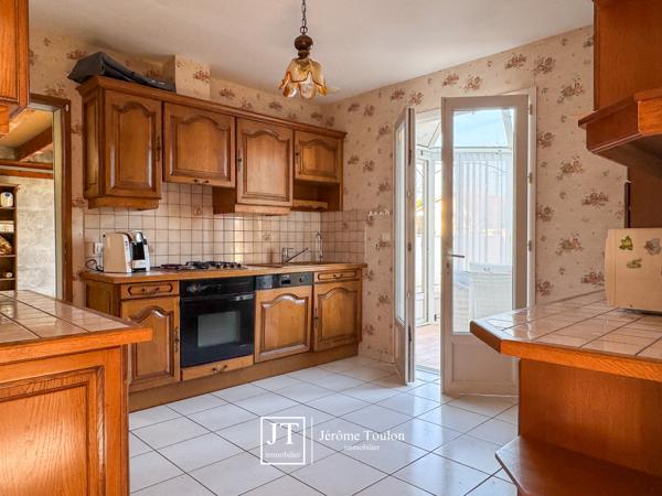 Maison
                                                                                                                                                                                                                                                                                                                        3 pièce(s)                                                                                                                                                                                                          2 chambre(s)                                                                                                                                                                                                          101  m²