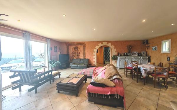 Maison à vendre    4 pièces • 152 m2 Oms