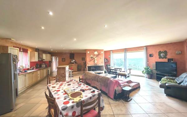 Maison à vendre    4 pièces • 152 m2 Oms