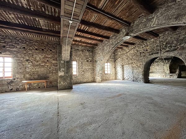 Murs 260 m2