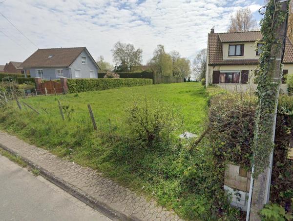 DARGNIES - TERRAIN À BÂTIR DE 2588M²