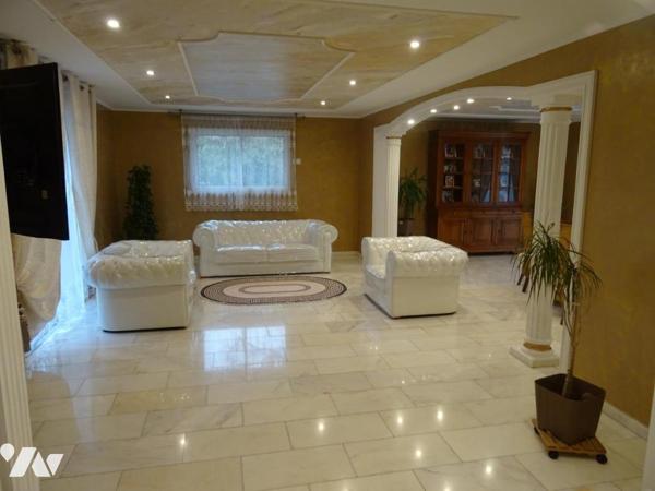 MAISON A VENDRE AU GENEST-SAINT-ISLE (53940)